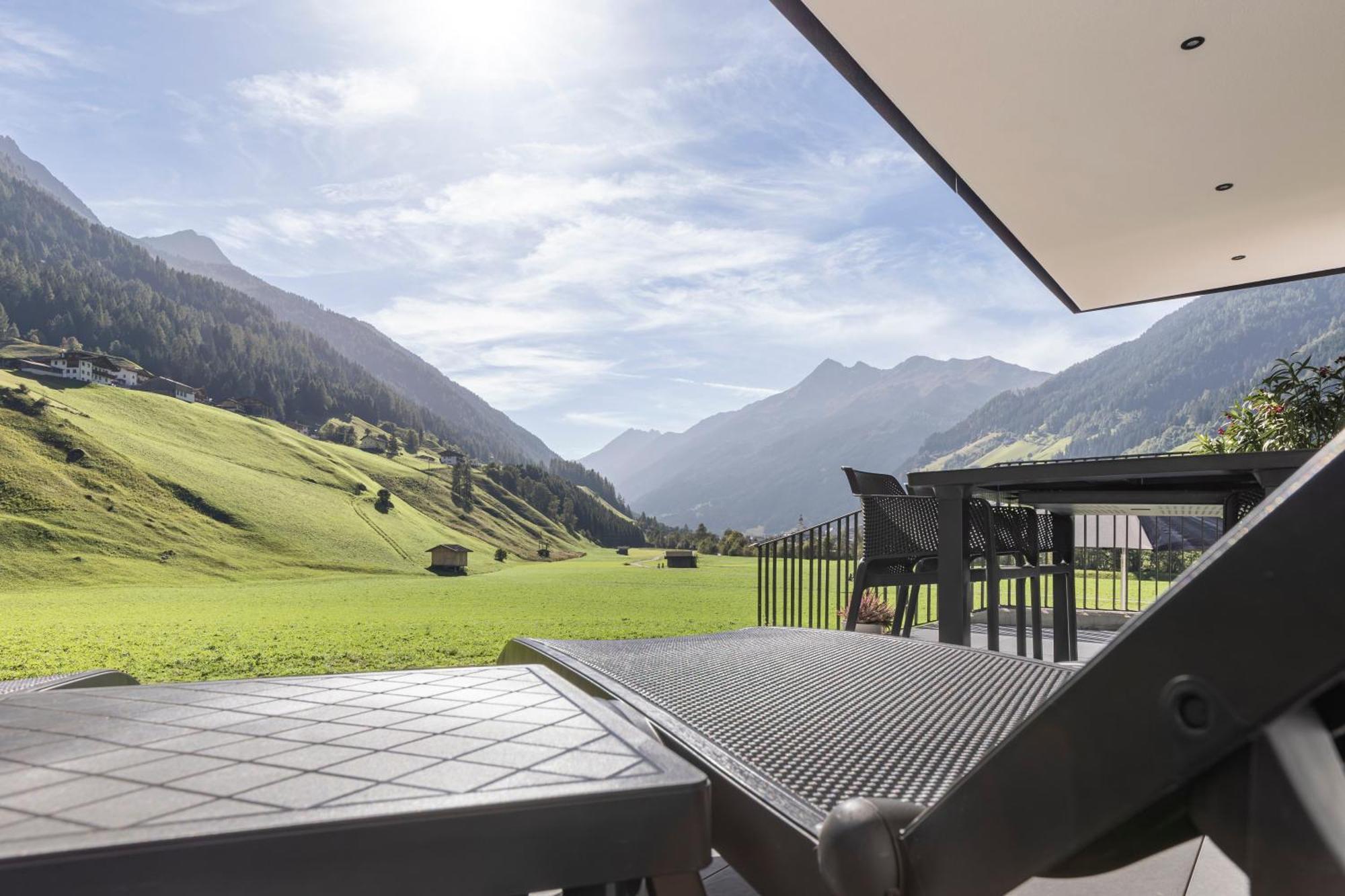 Bergmadl Apartments Neustift im Stubaital Exterior photo